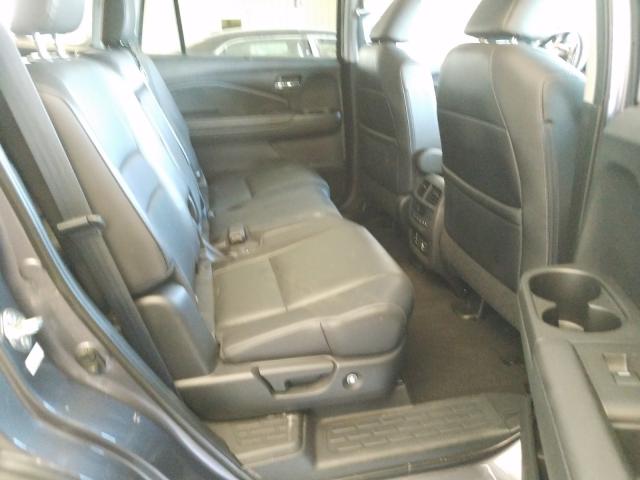 Photo 5 VIN: 5FNYF5H97JB005670 - HONDA PILOT TOUR 