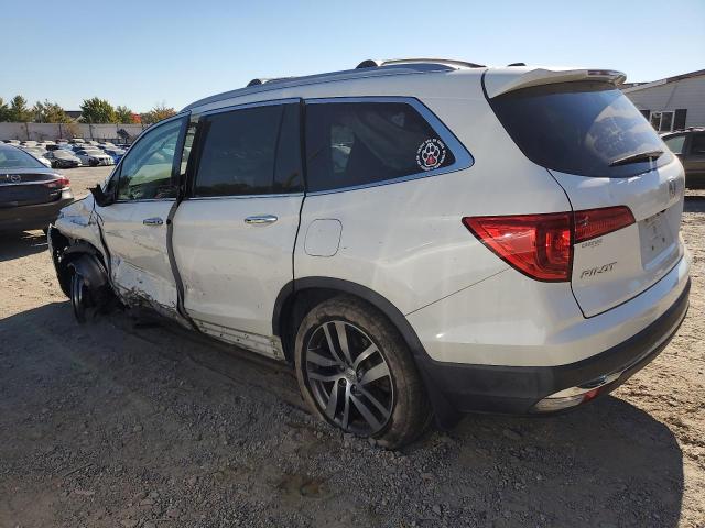 Photo 1 VIN: 5FNYF5H99HB003686 - HONDA PILOT TOUR 