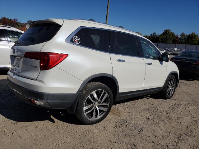 Photo 2 VIN: 5FNYF5H99HB003686 - HONDA PILOT TOUR 