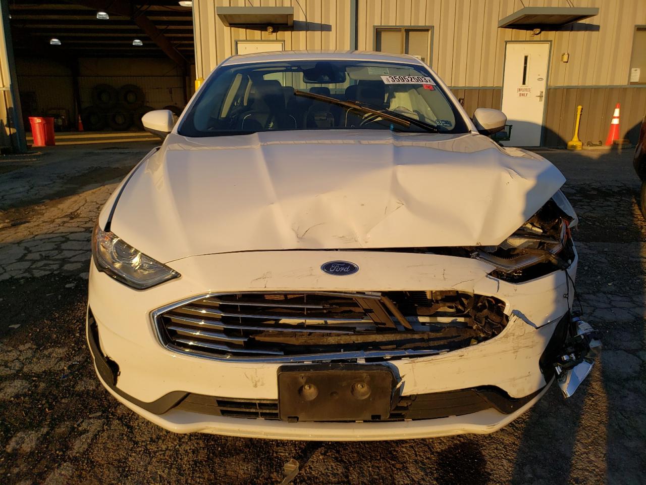 Photo 4 VIN: 5FNYF5H99HB018897 - FORD FUSION 