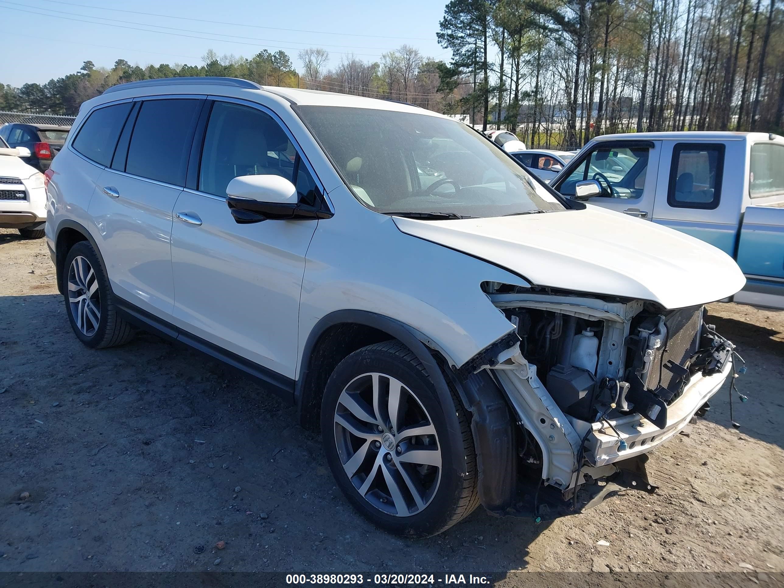 Photo 0 VIN: 5FNYF5H9XHB014373 - HONDA PILOT 