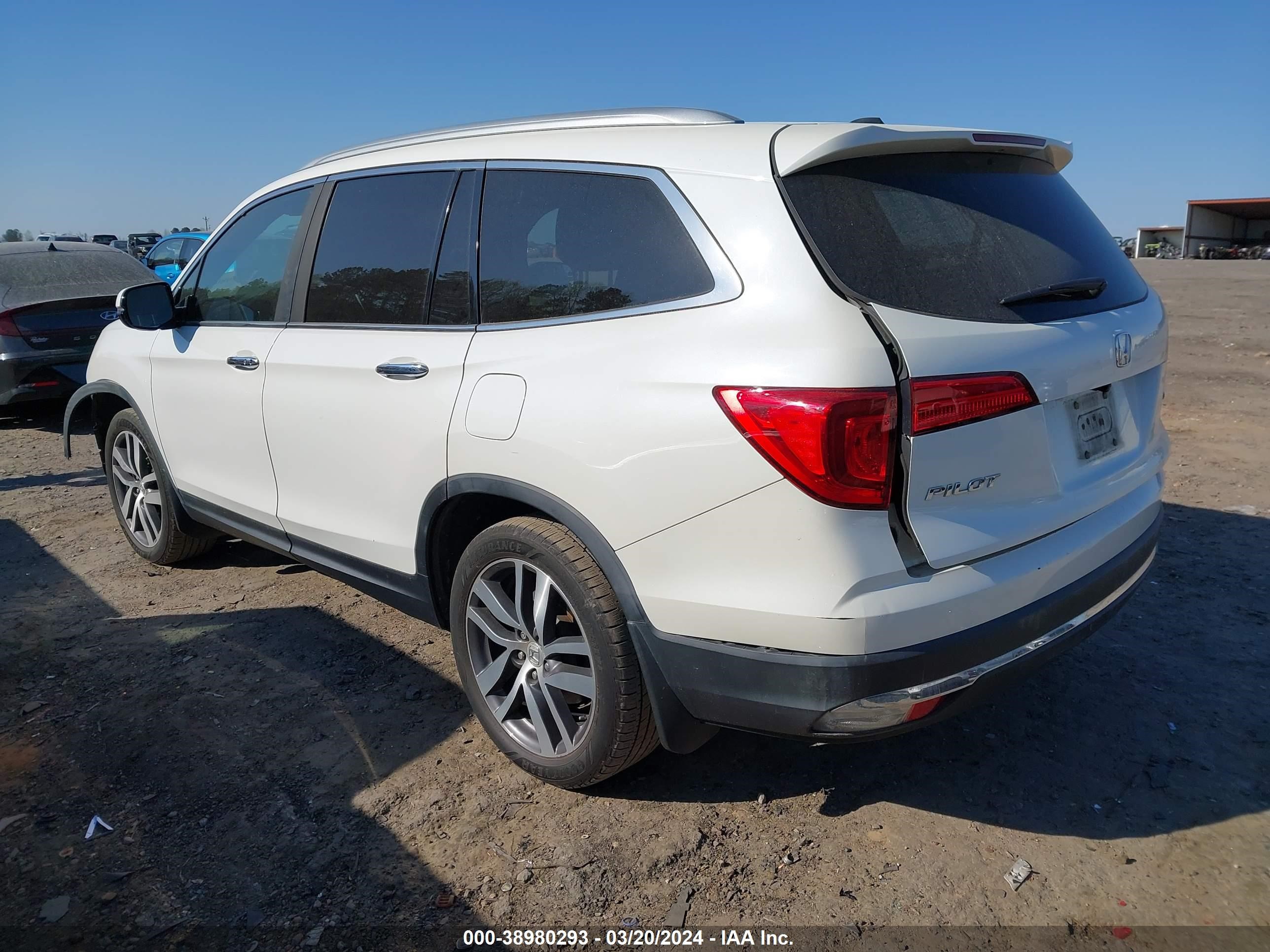 Photo 2 VIN: 5FNYF5H9XHB014373 - HONDA PILOT 