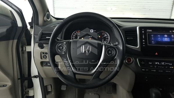 Photo 14 VIN: 5FNYF6850HB700795 - HONDA PILOT 