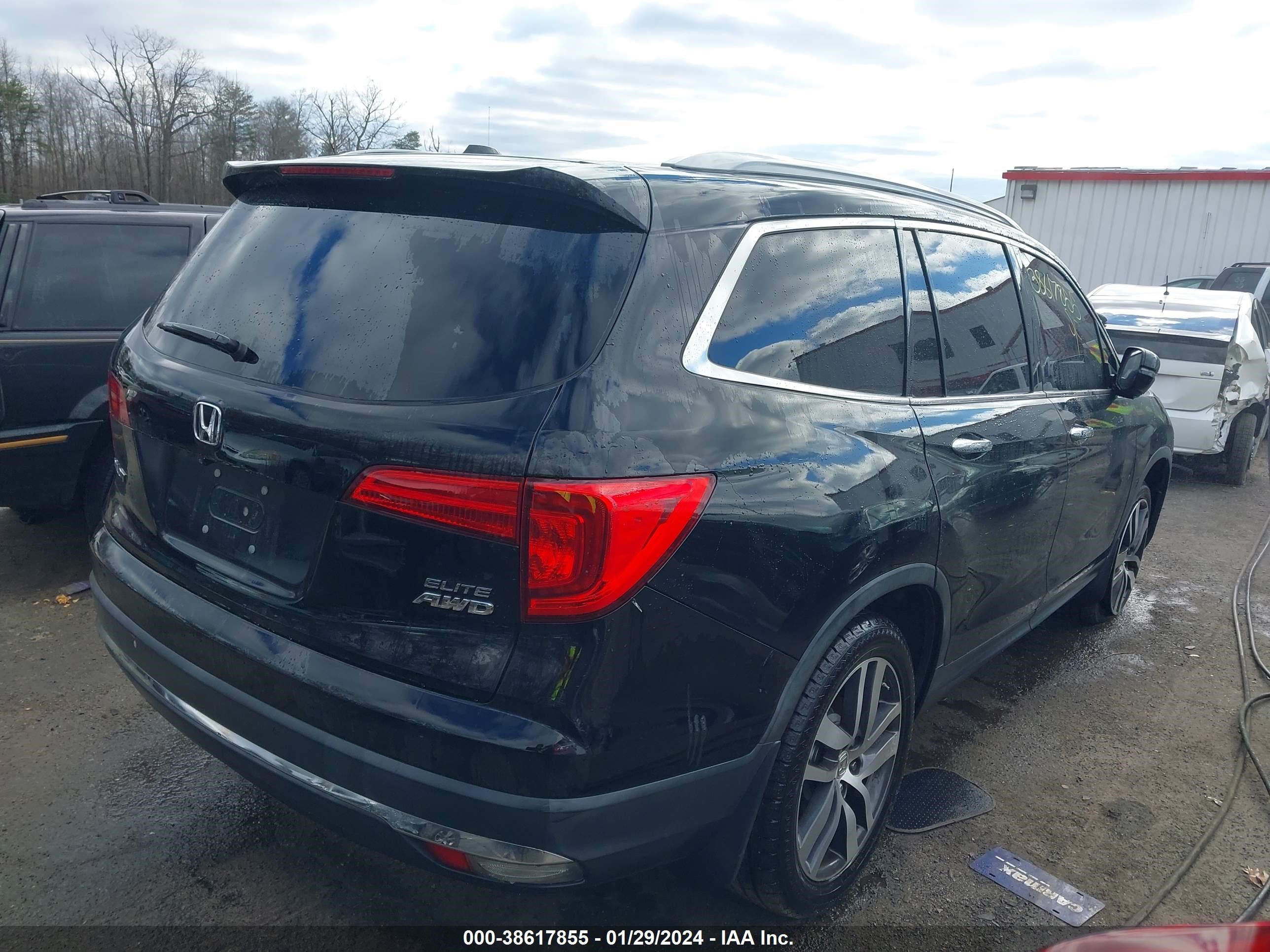 Photo 3 VIN: 5FNYF6H02HB072937 - HONDA PILOT 