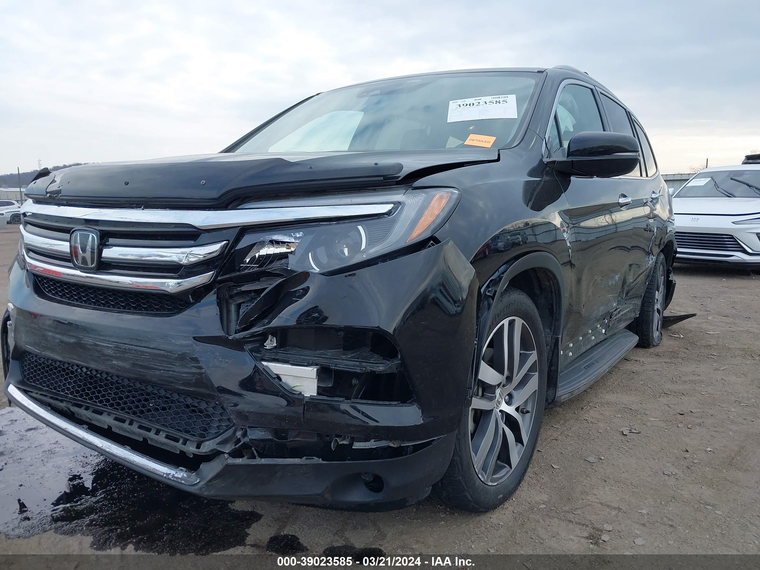 Photo 18 VIN: 5FNYF6H04GB090404 - HONDA PILOT 