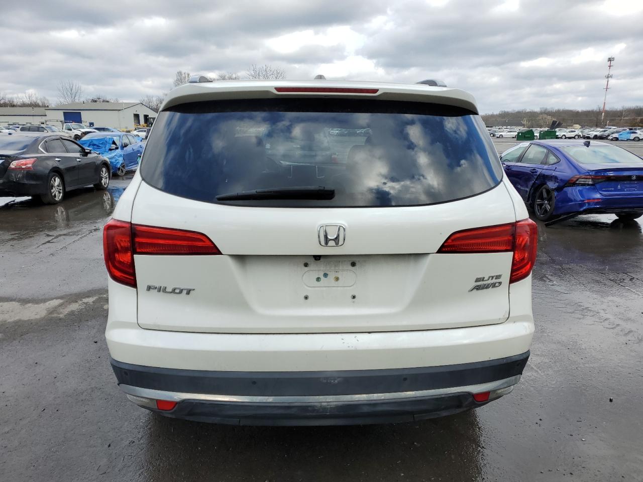 Photo 5 VIN: 5FNYF6H04GB109193 - HONDA PILOT 