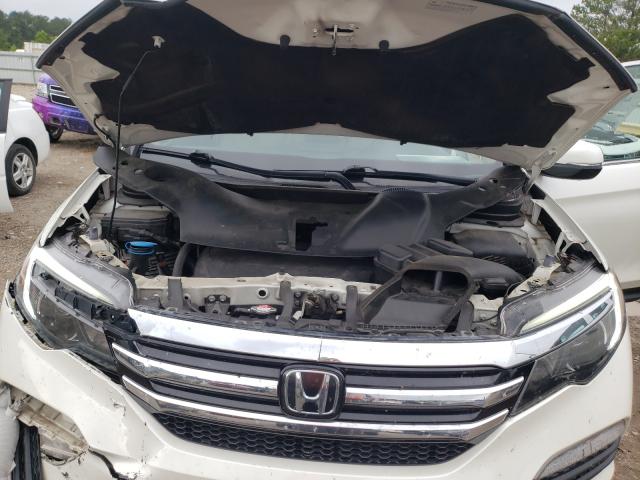 Photo 6 VIN: 5FNYF6H07HB017111 - HONDA PILOT ELIT 