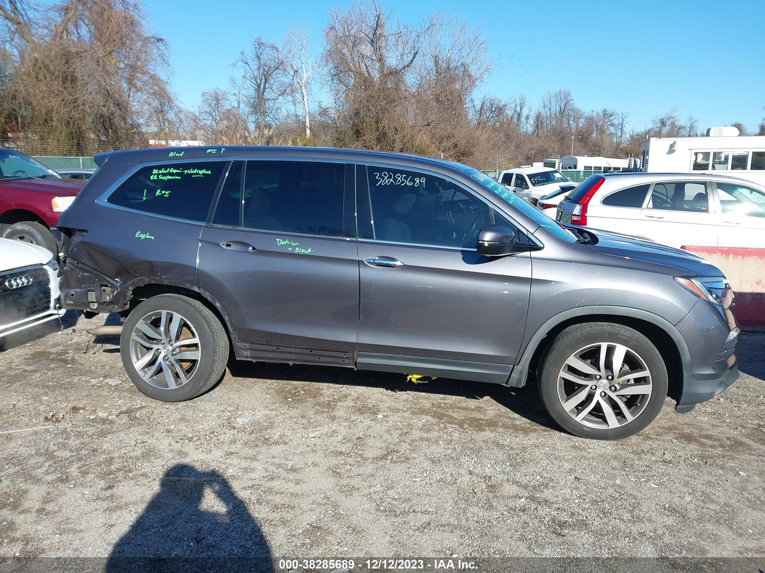 Photo 13 VIN: 5FNYF6H08HB100837 - HONDA PILOT 