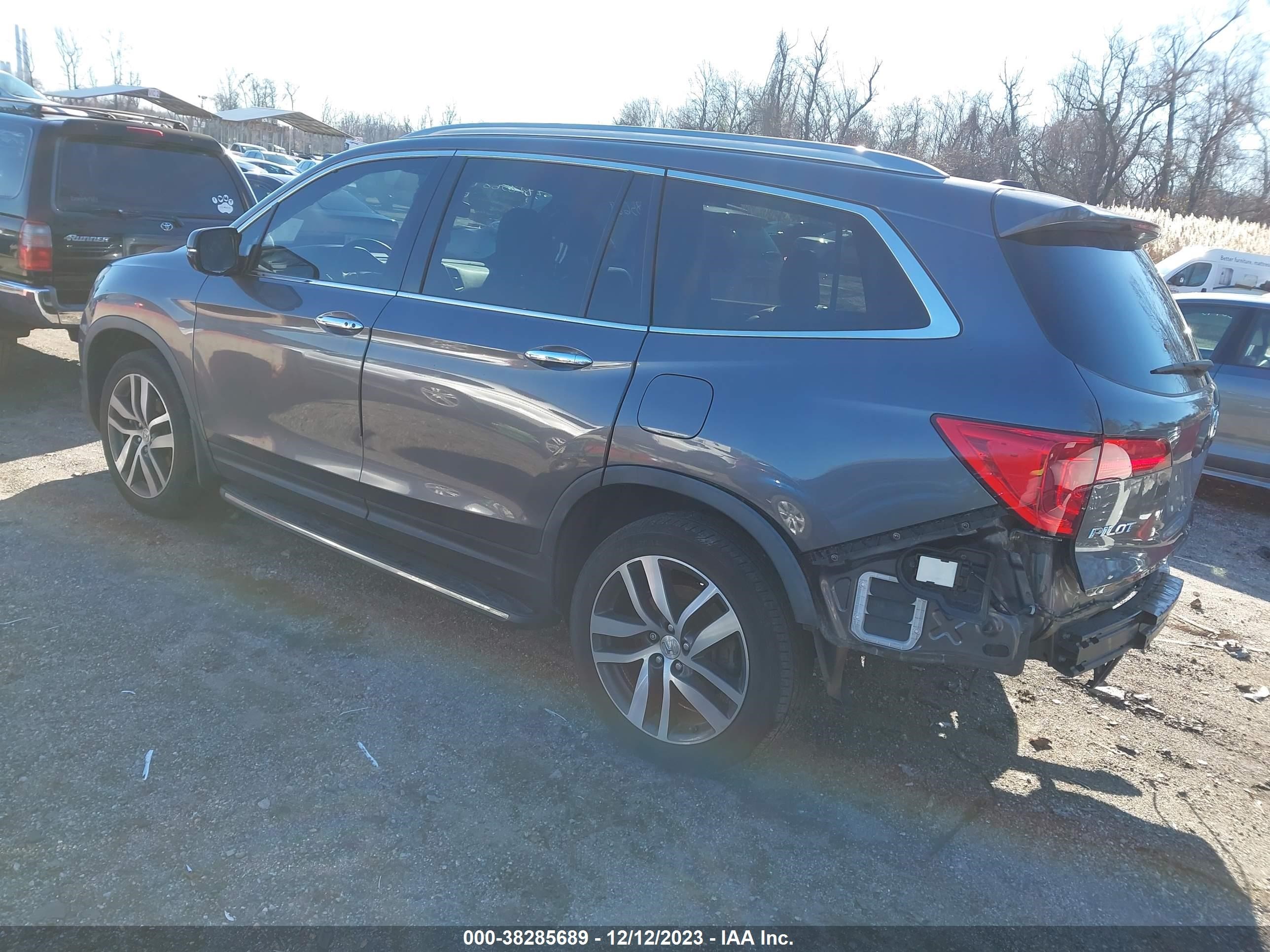 Photo 2 VIN: 5FNYF6H08HB100837 - HONDA PILOT 