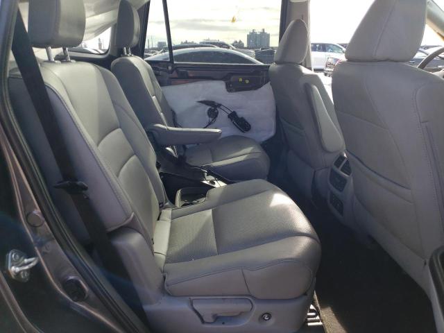 Photo 10 VIN: 5FNYF6H08JB000209 - HONDA PILOT 