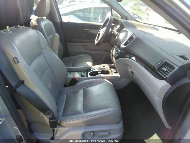 Photo 4 VIN: 5FNYF6H0XGB092982 - HONDA PILOT 