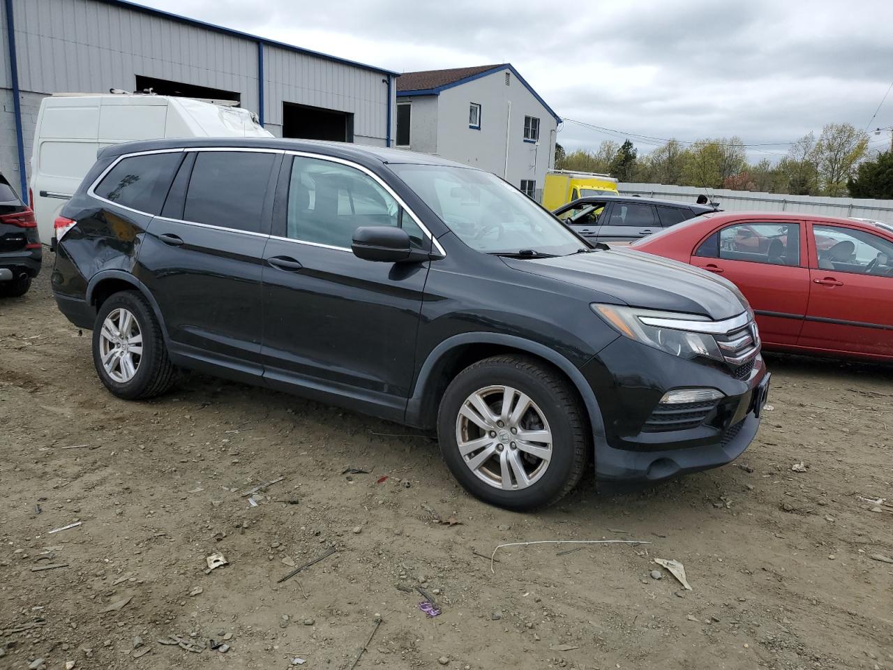 Photo 3 VIN: 5FNYF6H14GB023388 - HONDA PILOT 