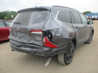 Photo 3 VIN: 5FNYF6H20MB064248 - HONDA PILOT SE 