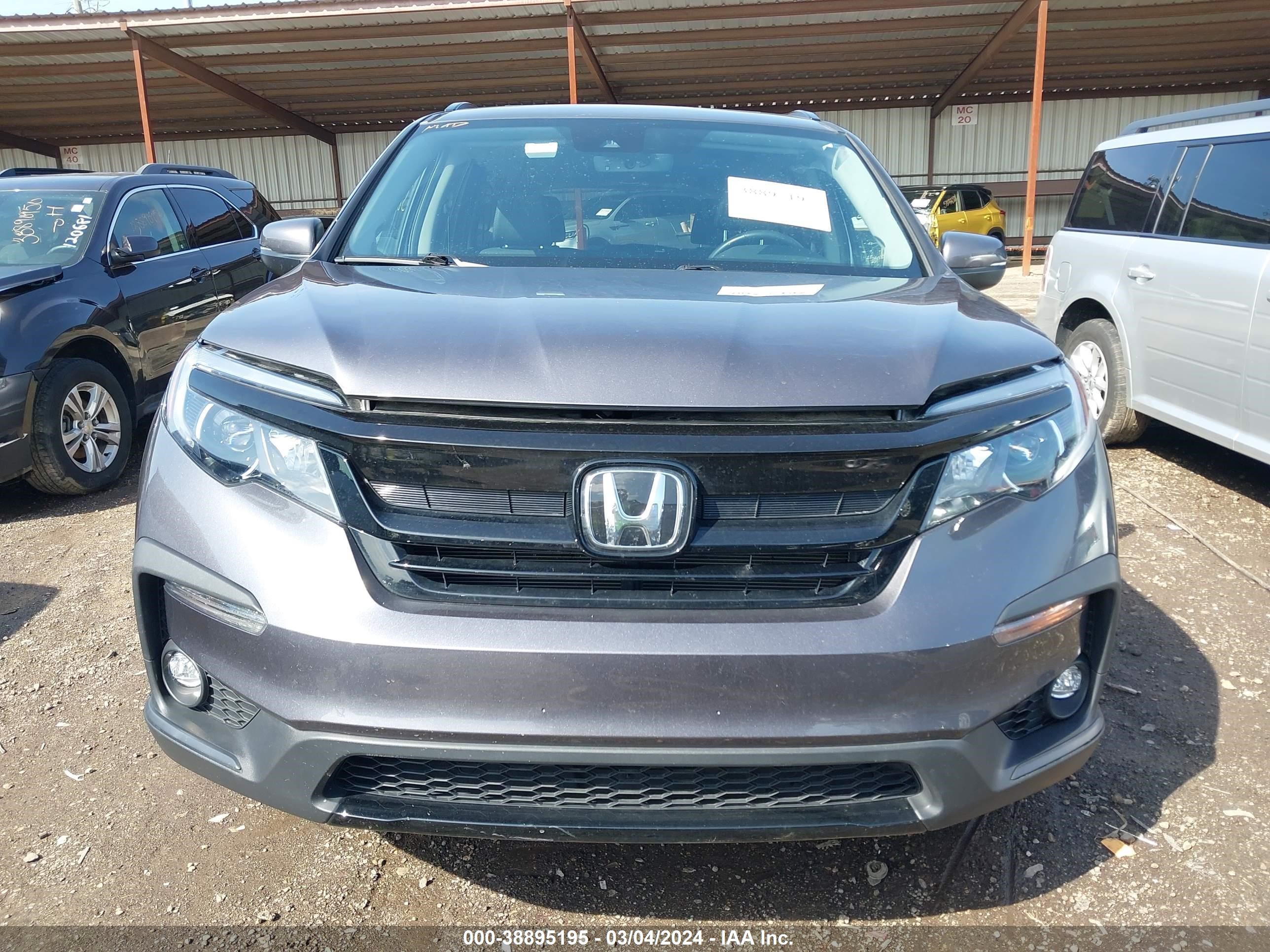 Photo 12 VIN: 5FNYF6H2XNB028486 - HONDA PILOT 