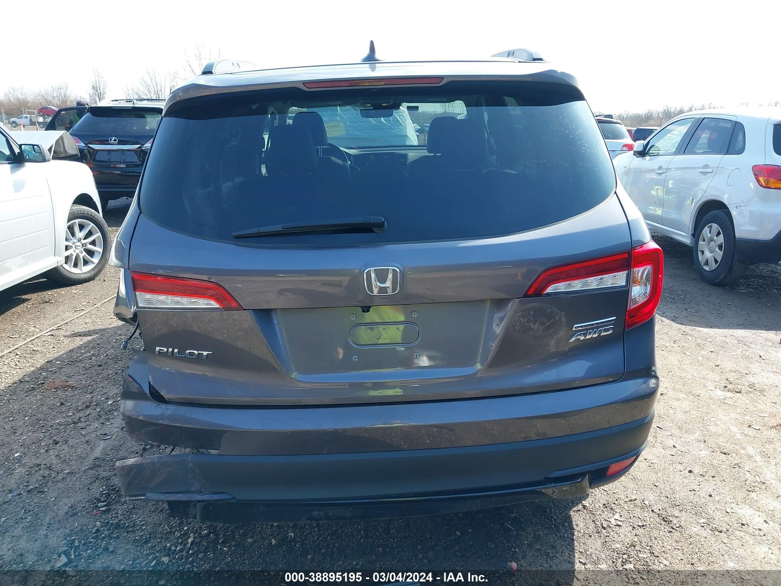 Photo 16 VIN: 5FNYF6H2XNB028486 - HONDA PILOT 