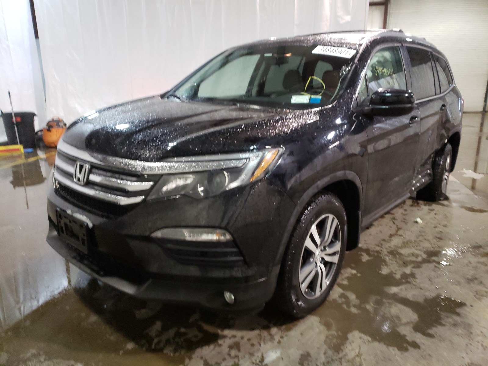 Photo 1 VIN: 5FNYF6H31GB008543 - HONDA PILOT EX 