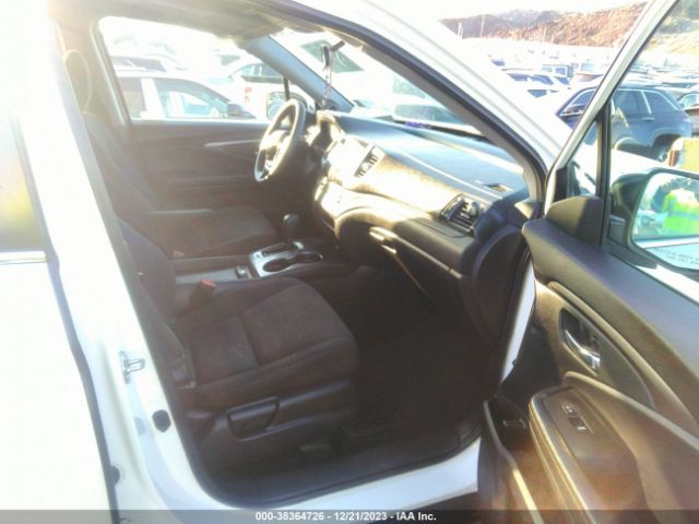 Photo 4 VIN: 5FNYF6H33JB066046 - HONDA PILOT 