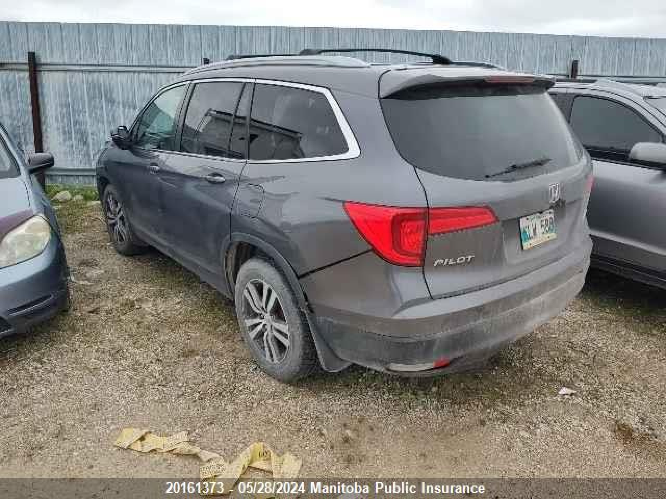 Photo 2 VIN: 5FNYF6H37GB509775 - HONDA PILOT 