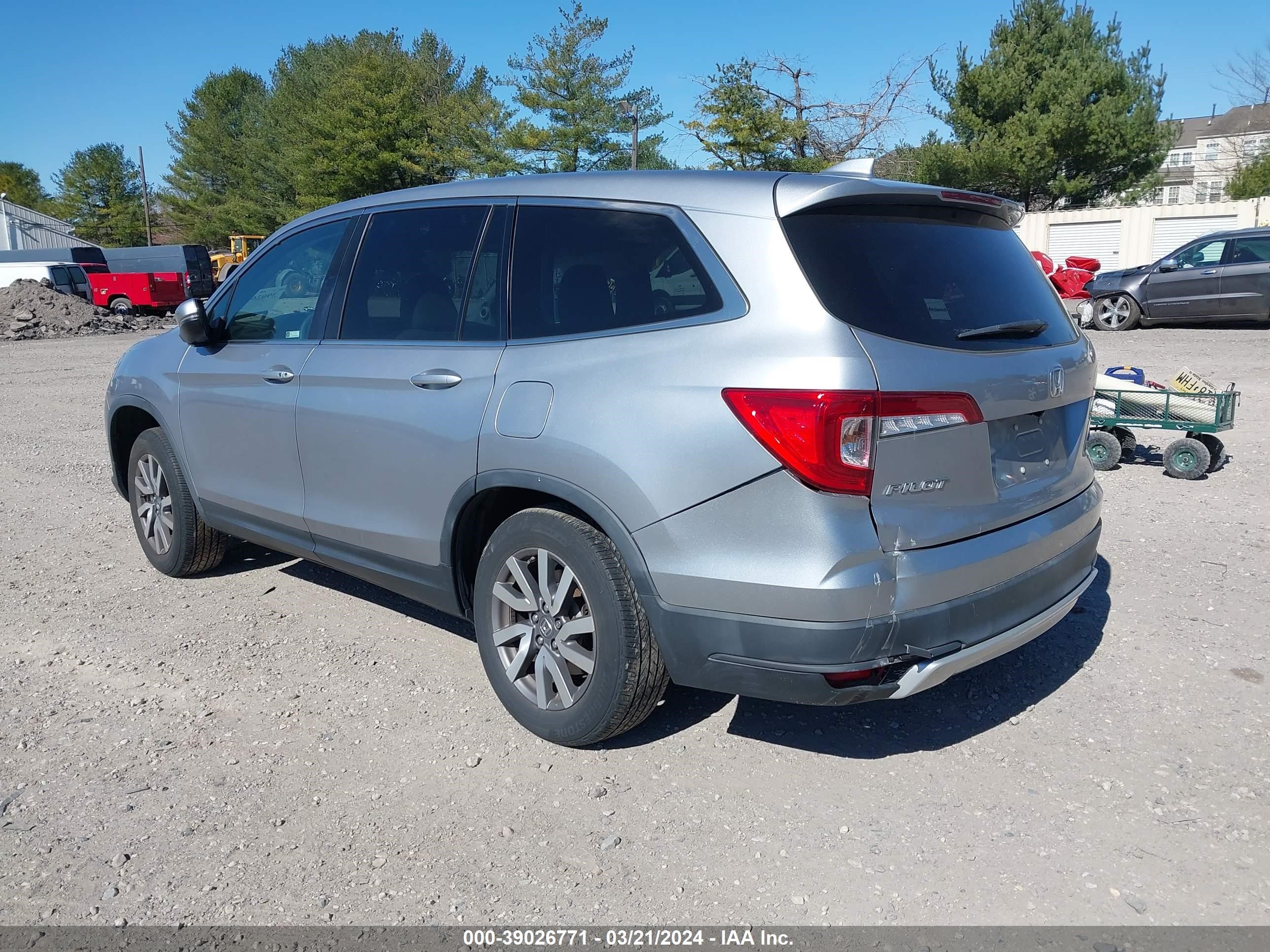 Photo 2 VIN: 5FNYF6H37KB095583 - HONDA PILOT 