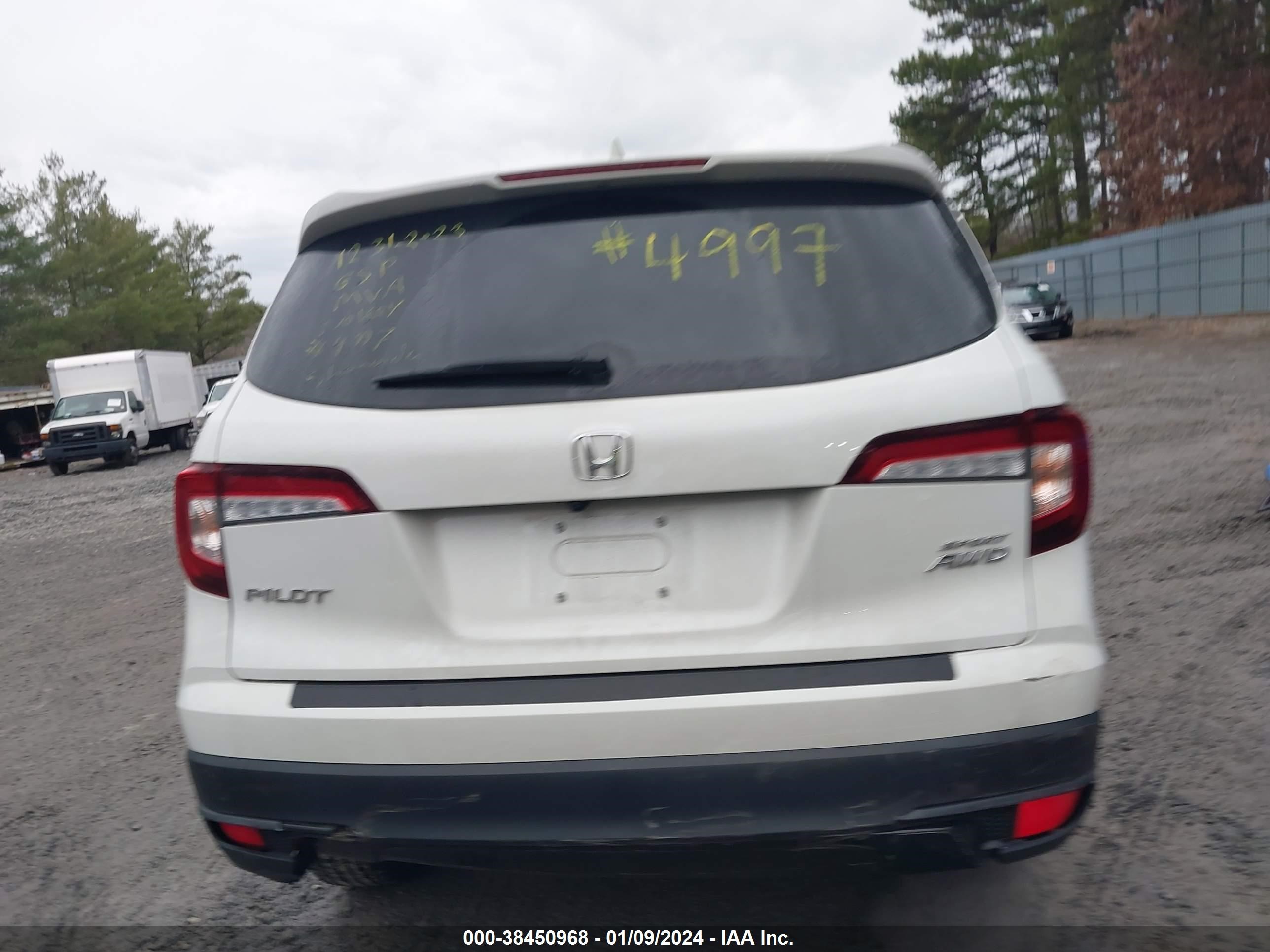 Photo 15 VIN: 5FNYF6H39NB034997 - HONDA PILOT 