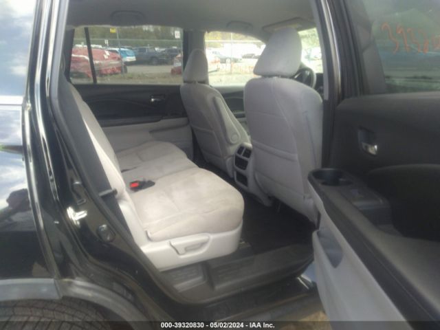 Photo 7 VIN: 5FNYF6H3XHB063946 - HONDA PILOT 