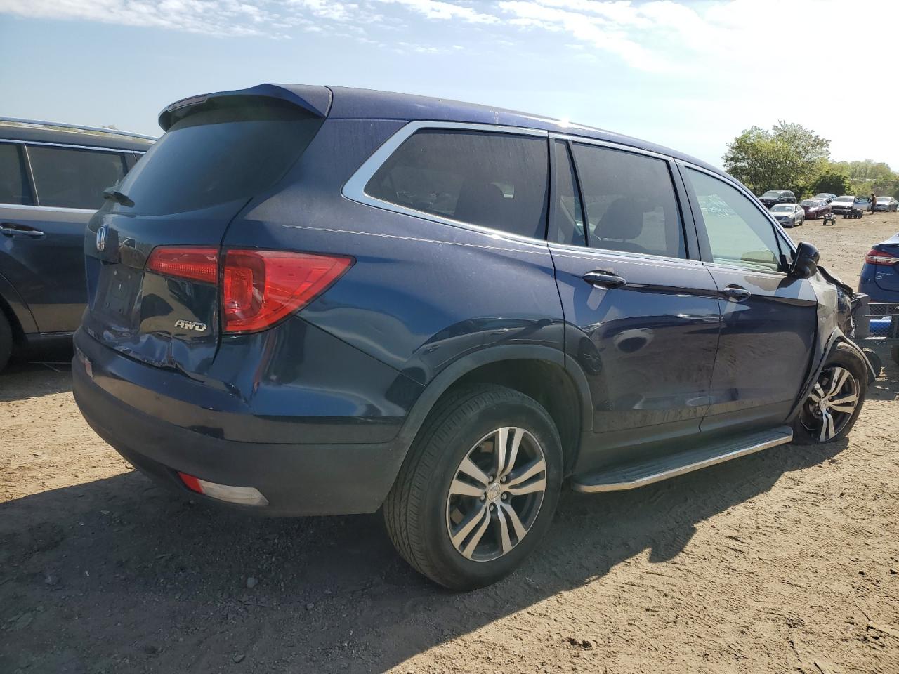 Photo 2 VIN: 5FNYF6H46HB089842 - HONDA PILOT 