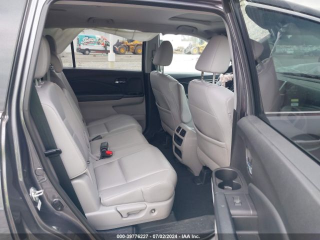 Photo 7 VIN: 5FNYF6H51JB015811 - HONDA PILOT 