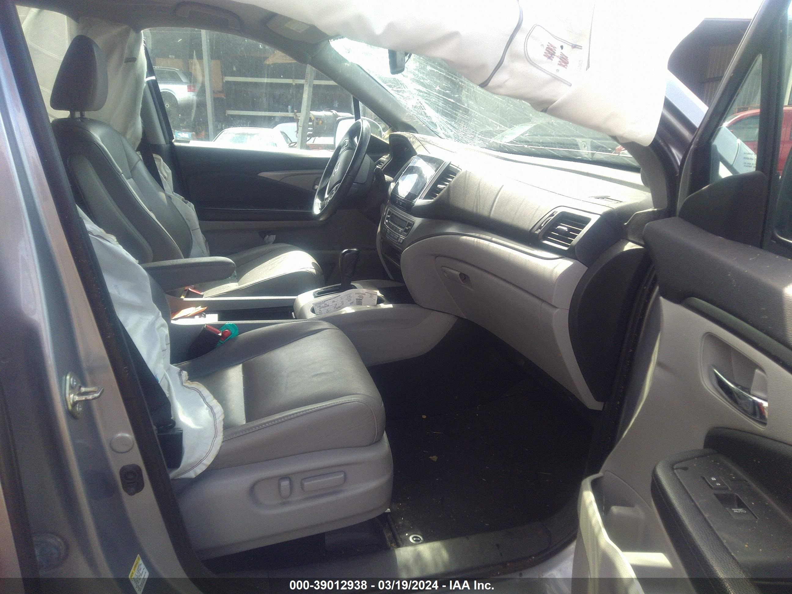 Photo 4 VIN: 5FNYF6H52GB016068 - HONDA PILOT 