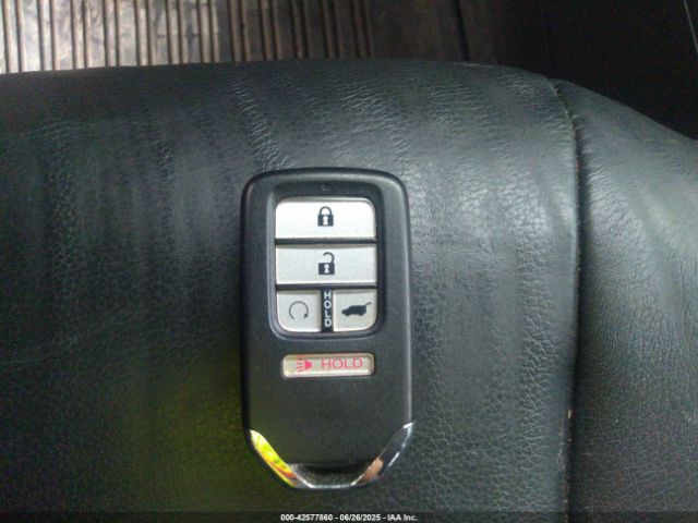 Photo 10 VIN: 5FNYF6H53HB011219 - HONDA PILOT 