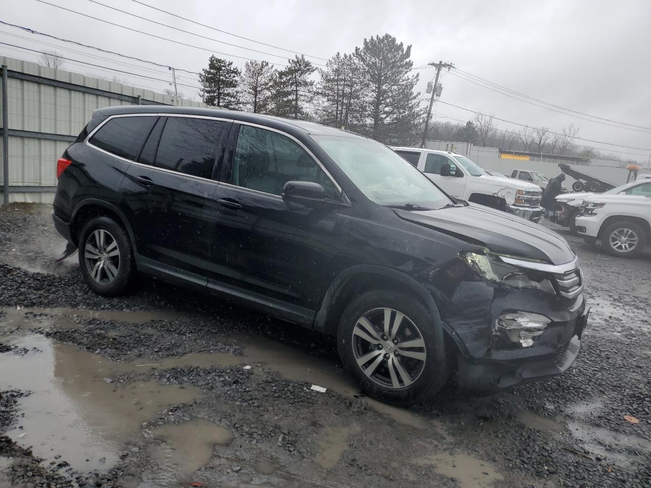 Photo 3 VIN: 5FNYF6H54GB012331 - HONDA PILOT 