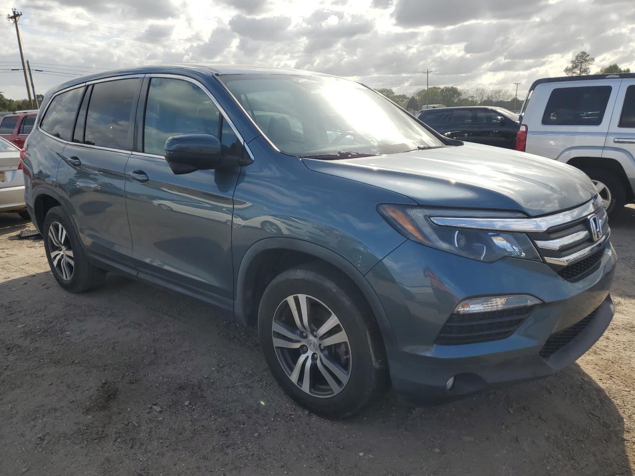 Photo 3 VIN: 5FNYF6H54GB107276 - HONDA PILOT 