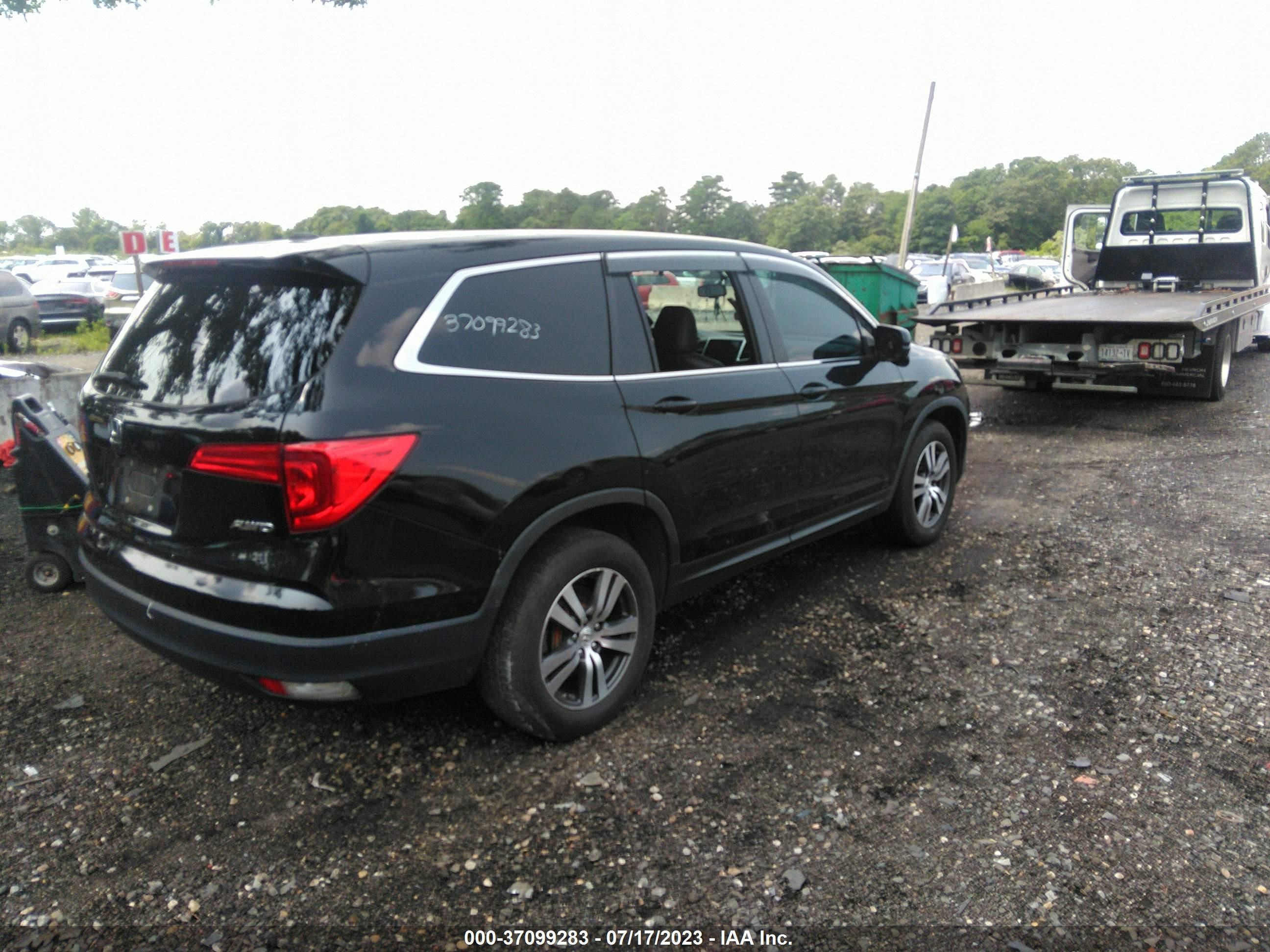 Photo 3 VIN: 5FNYF6H55HB010198 - HONDA PILOT 