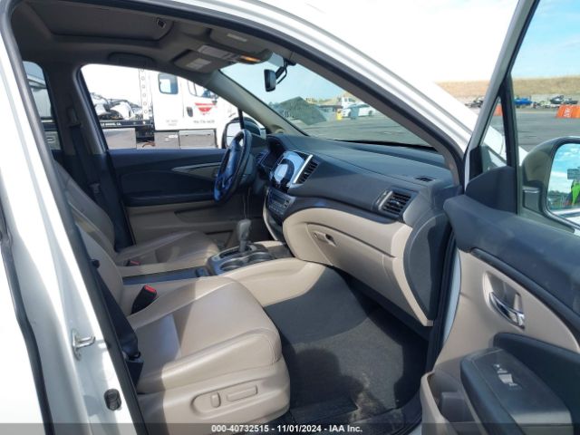 Photo 4 VIN: 5FNYF6H55HB020228 - HONDA PILOT 