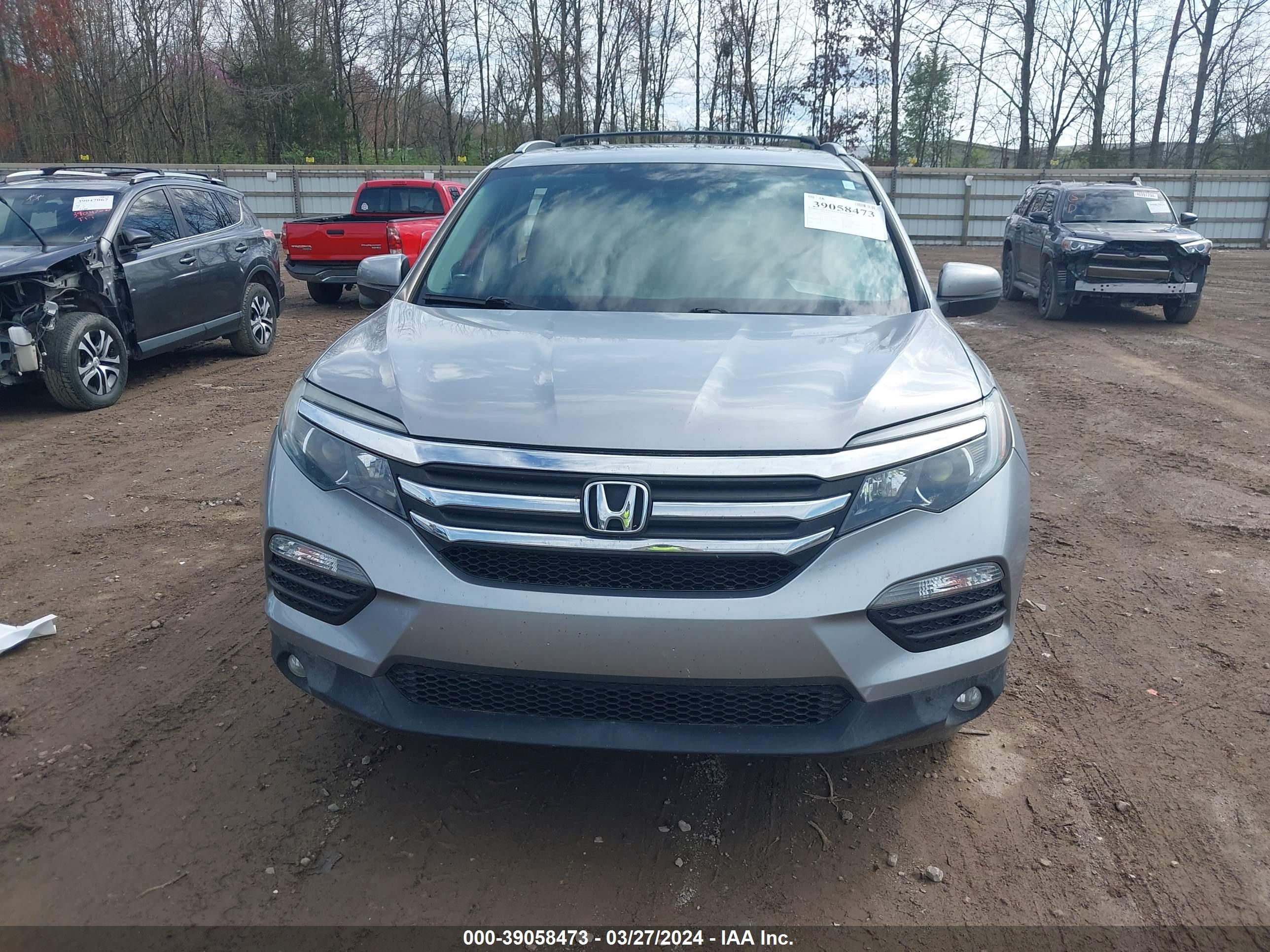 Photo 12 VIN: 5FNYF6H55HB065010 - HONDA PILOT 