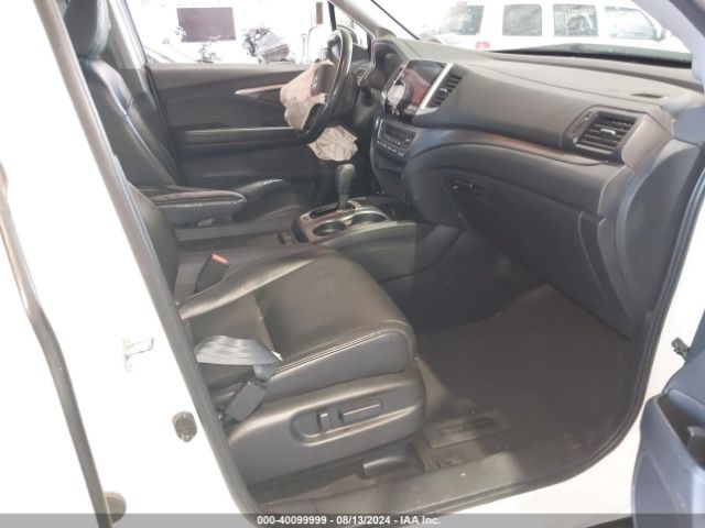 Photo 4 VIN: 5FNYF6H55JB045037 - HONDA PILOT 