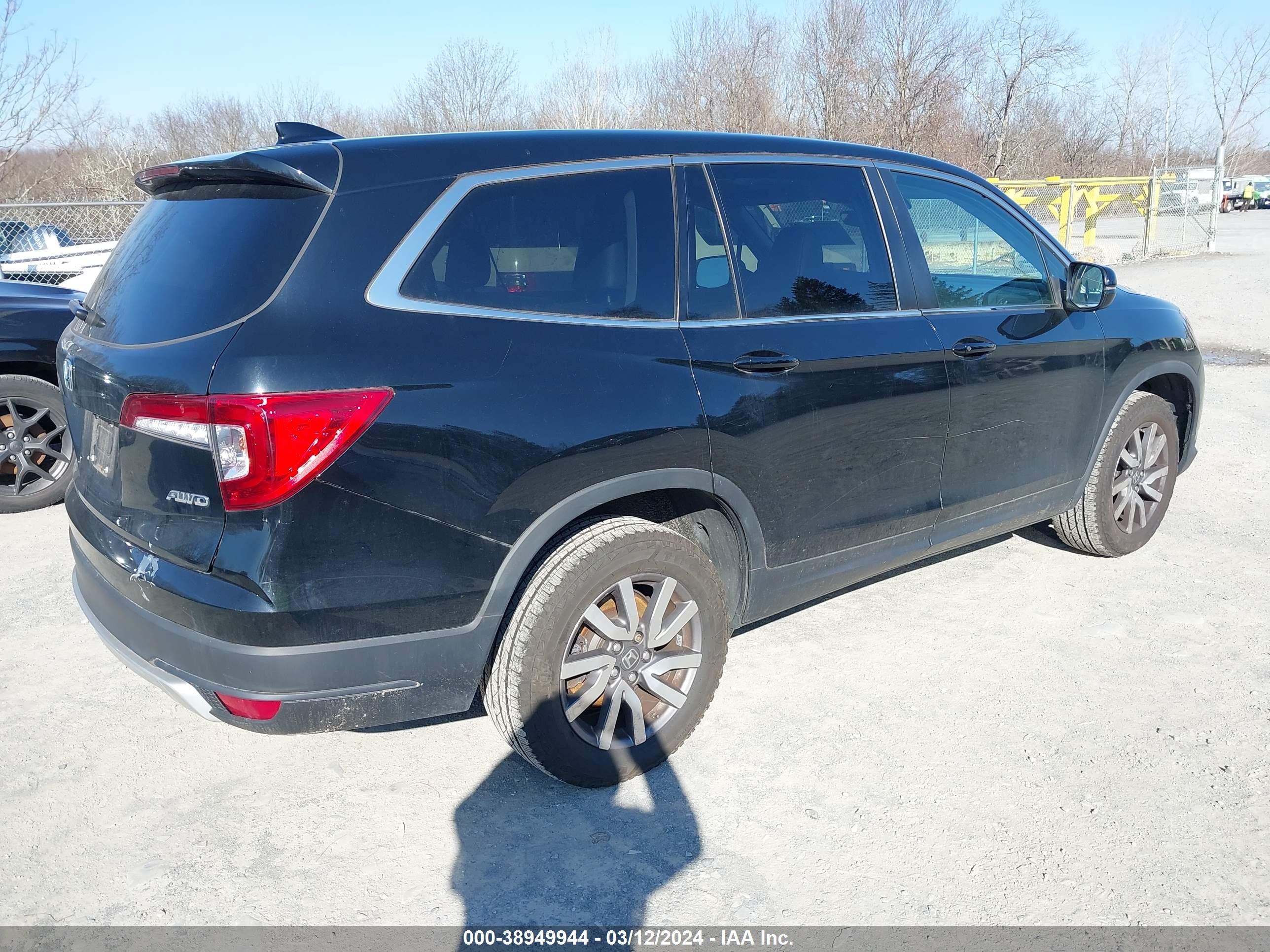 Photo 3 VIN: 5FNYF6H55KB031897 - HONDA PILOT 