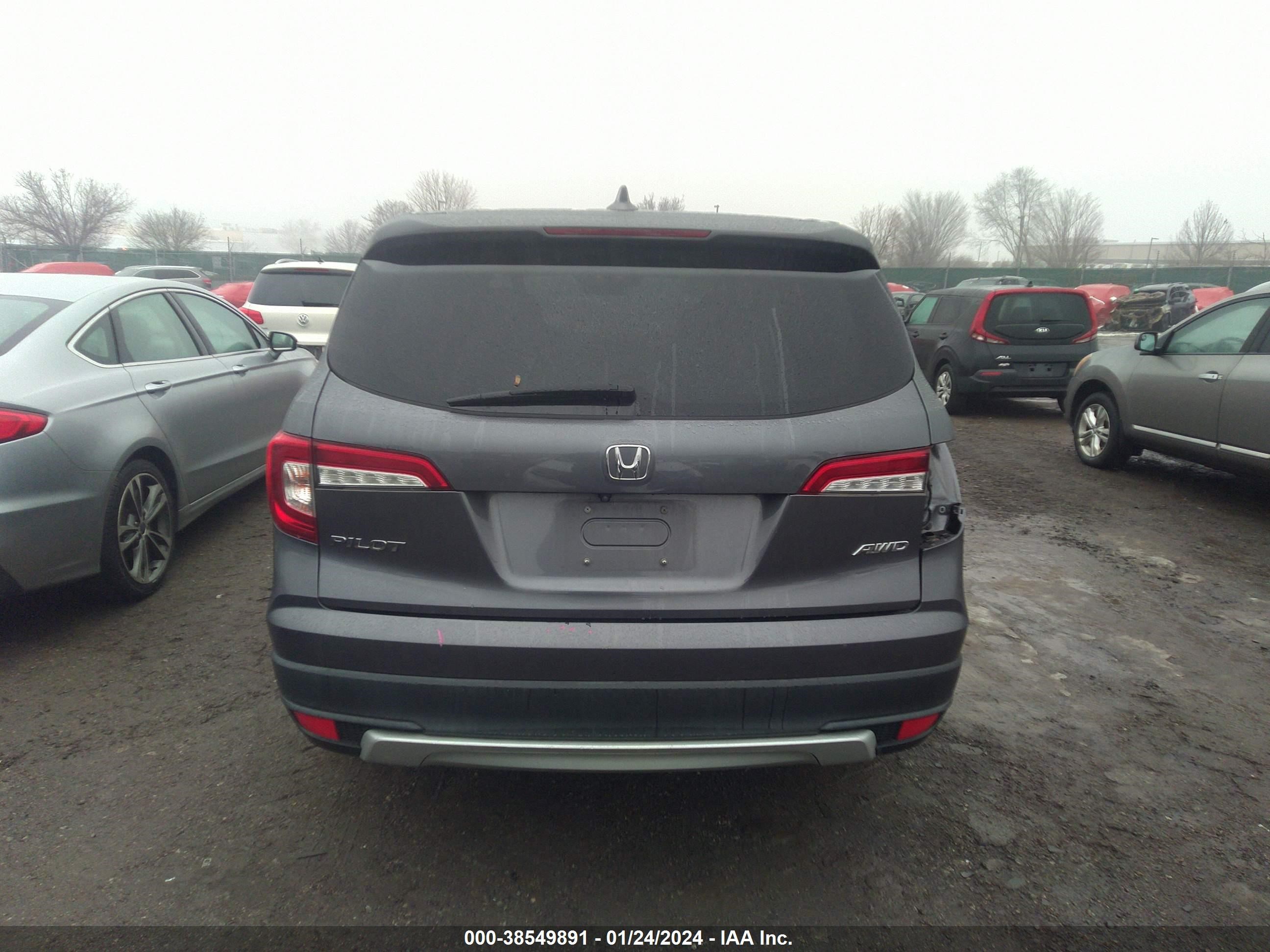 Photo 16 VIN: 5FNYF6H56KB076590 - HONDA PILOT 