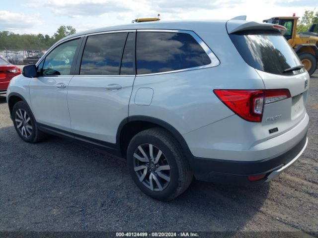 Photo 2 VIN: 5FNYF6H56LB038164 - HONDA PILOT 