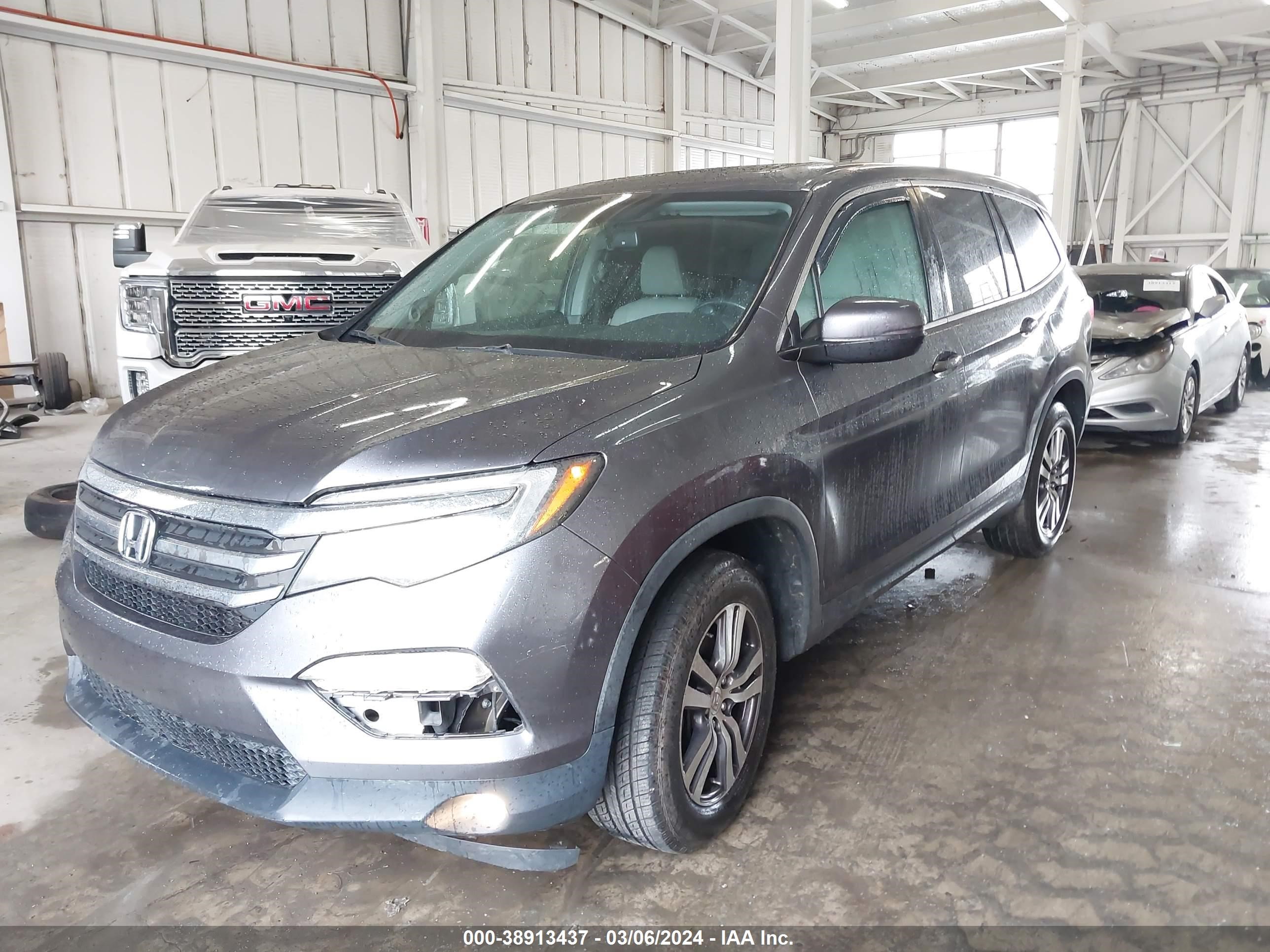 Photo 1 VIN: 5FNYF6H57HB093259 - HONDA PILOT 