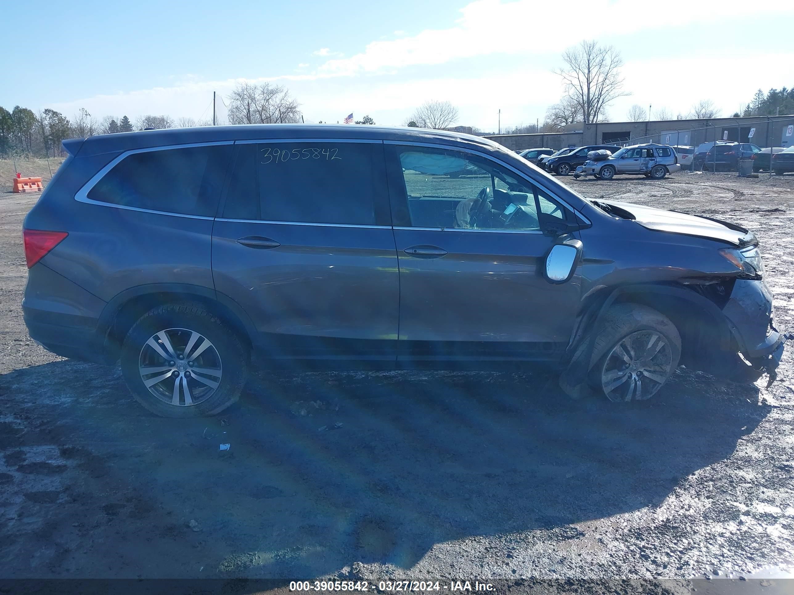 Photo 11 VIN: 5FNYF6H57HB101845 - HONDA PILOT 