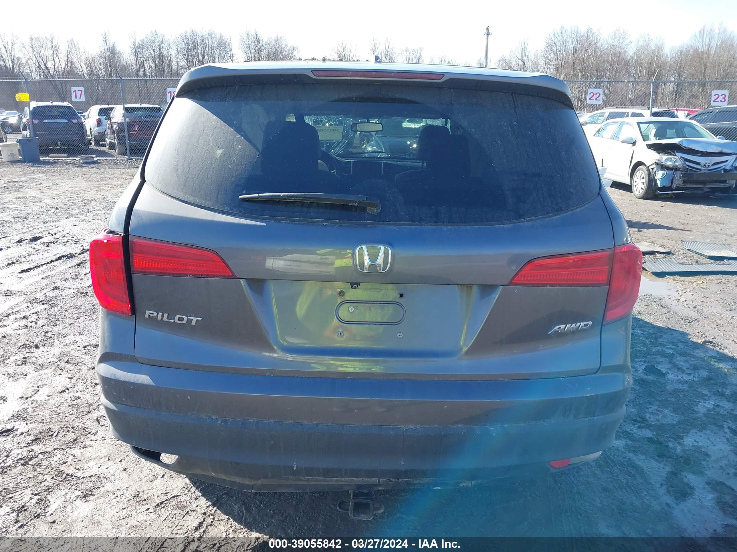 Photo 14 VIN: 5FNYF6H57HB101845 - HONDA PILOT 