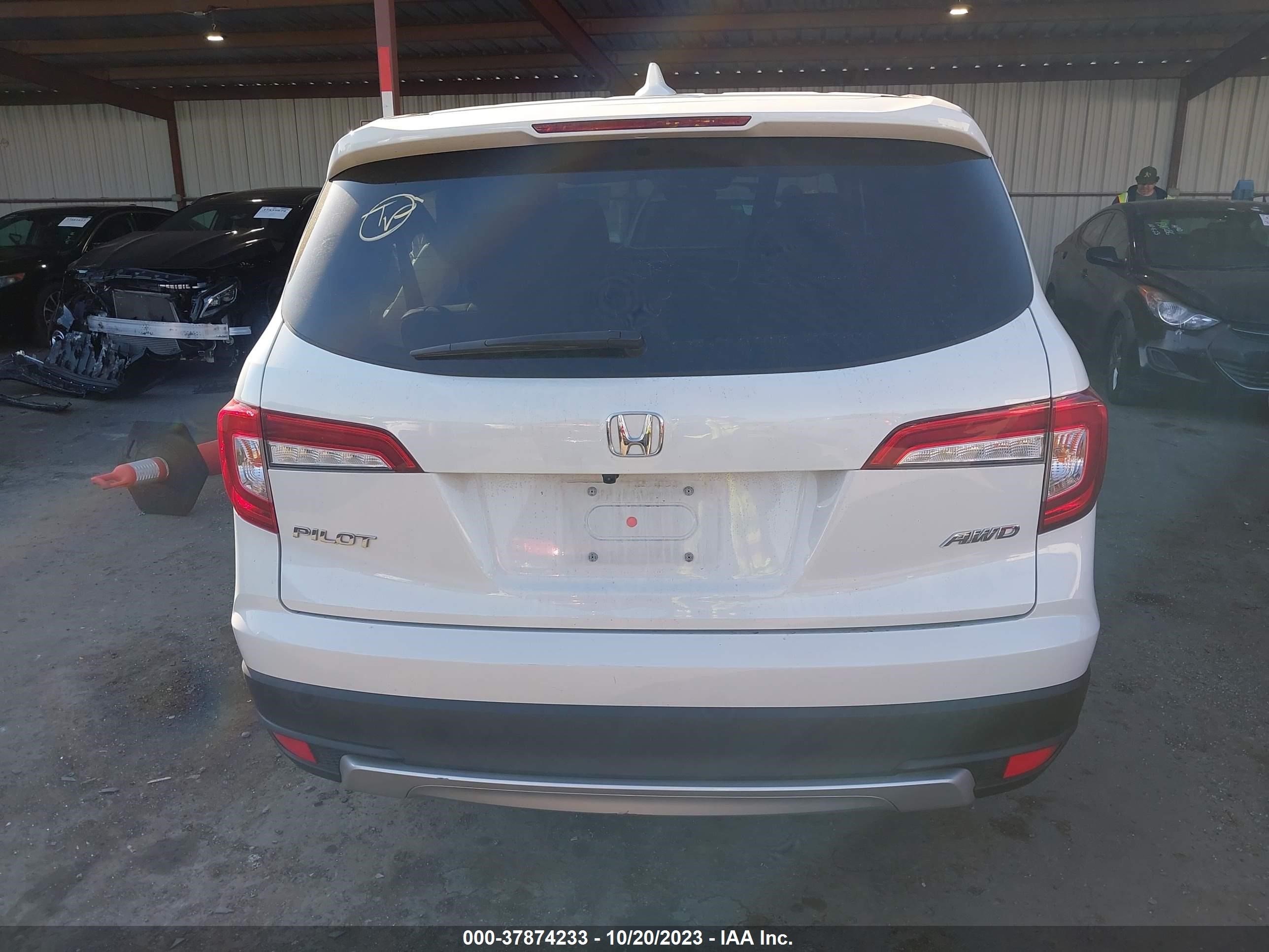 Photo 15 VIN: 5FNYF6H57MB077265 - HONDA PILOT 