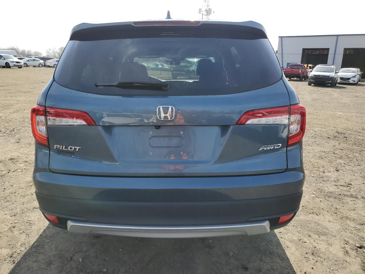 Photo 5 VIN: 5FNYF6H58LB061171 - HONDA PILOT 