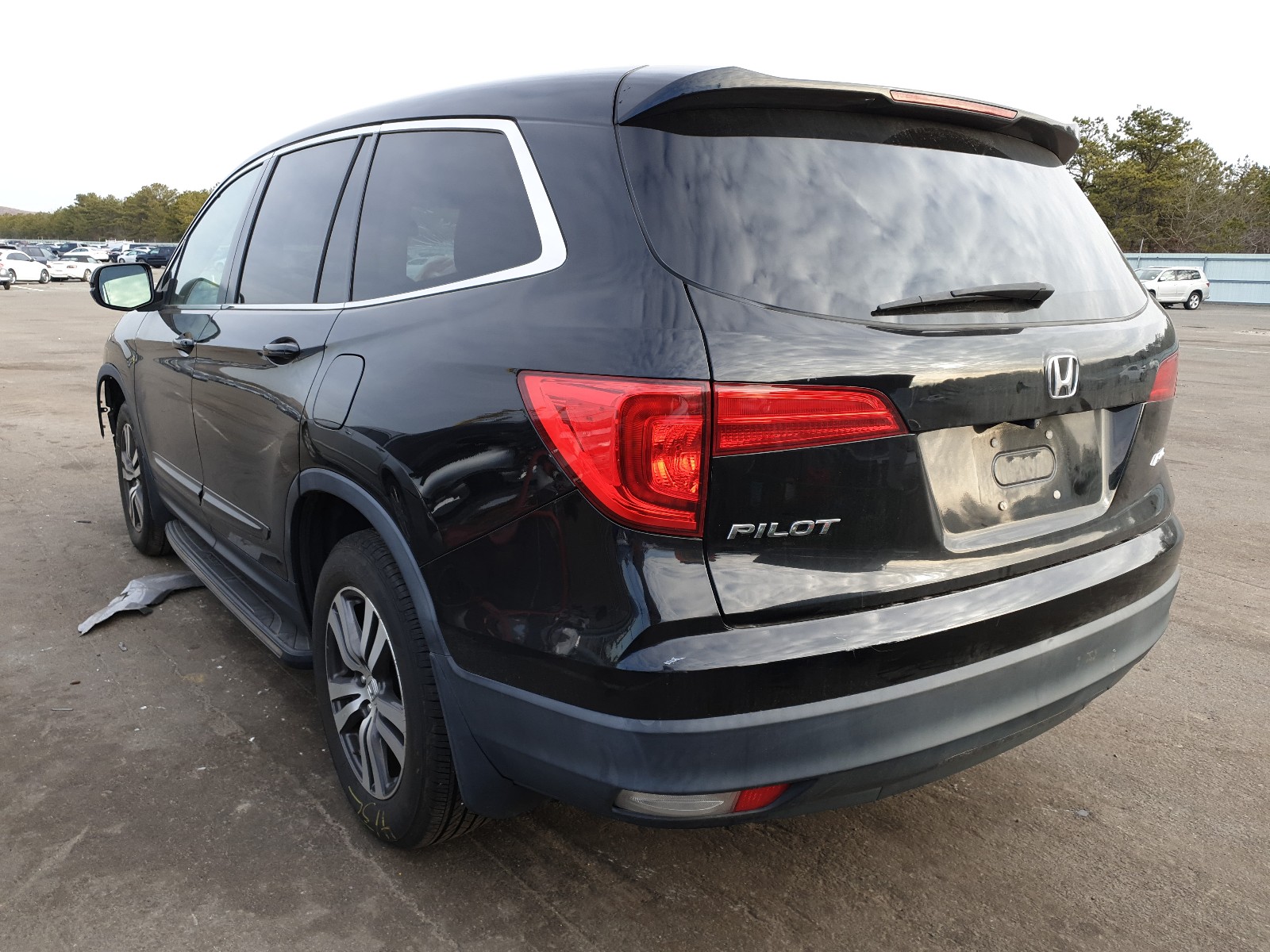 Photo 2 VIN: 5FNYF6H5XGB068578 - HONDA PILOT EXL 