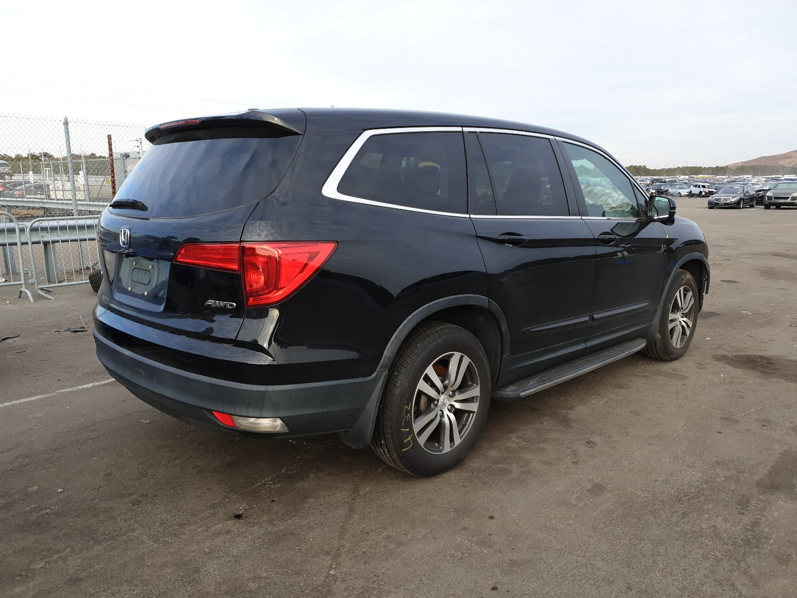 Photo 3 VIN: 5FNYF6H5XGB068578 - HONDA PILOT EXL 