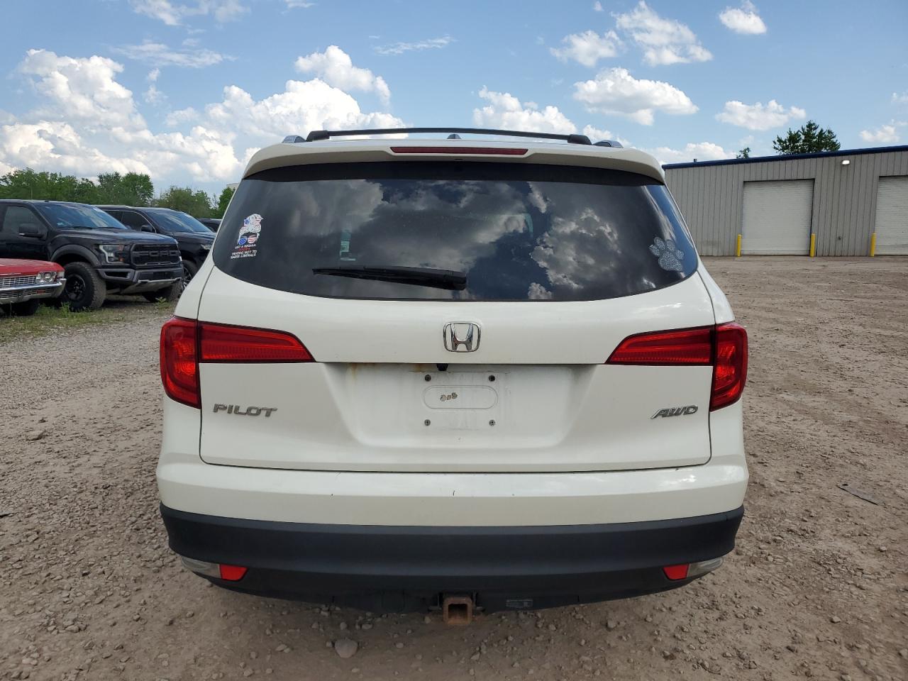 Photo 5 VIN: 5FNYF6H5XHB010827 - HONDA PILOT 