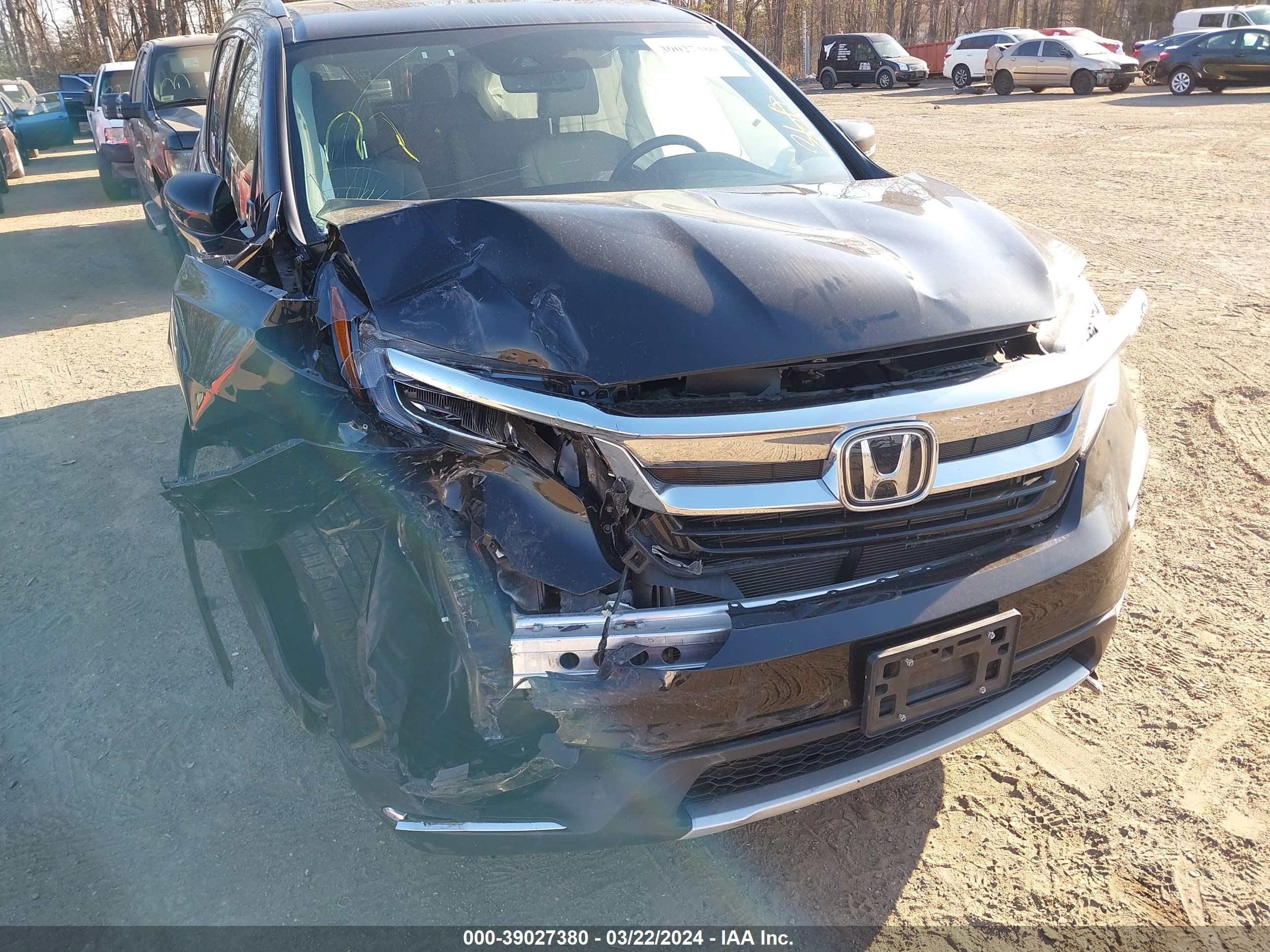 Photo 5 VIN: 5FNYF6H63KB055026 - HONDA PILOT 