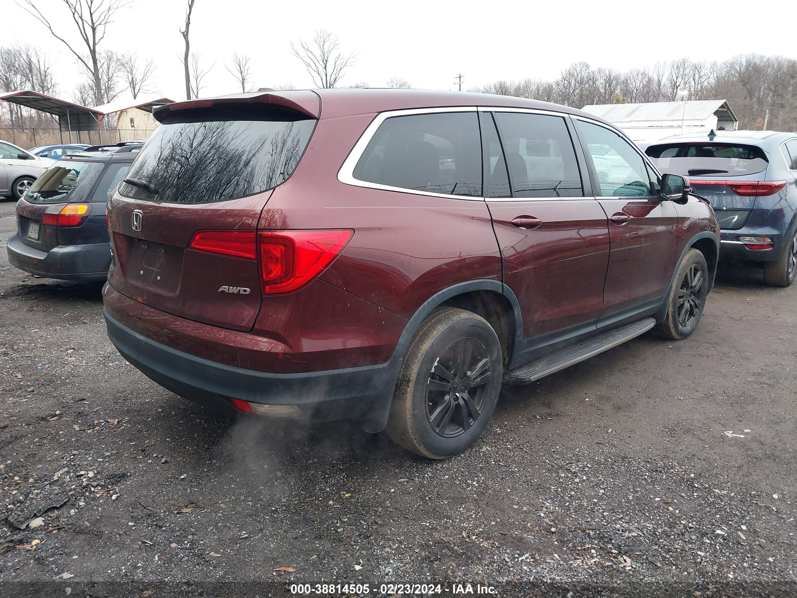 Photo 3 VIN: 5FNYF6H70JB047375 - HONDA PILOT 