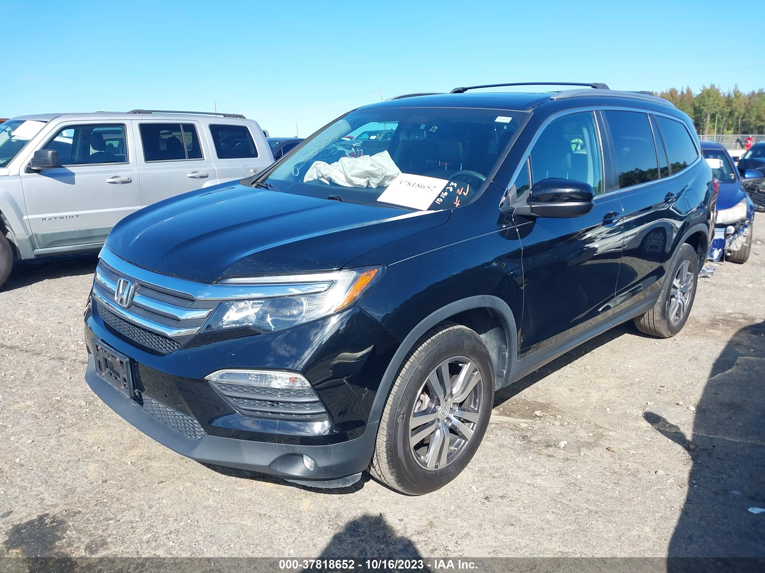 Photo 1 VIN: 5FNYF6H72HB048392 - HONDA PILOT 