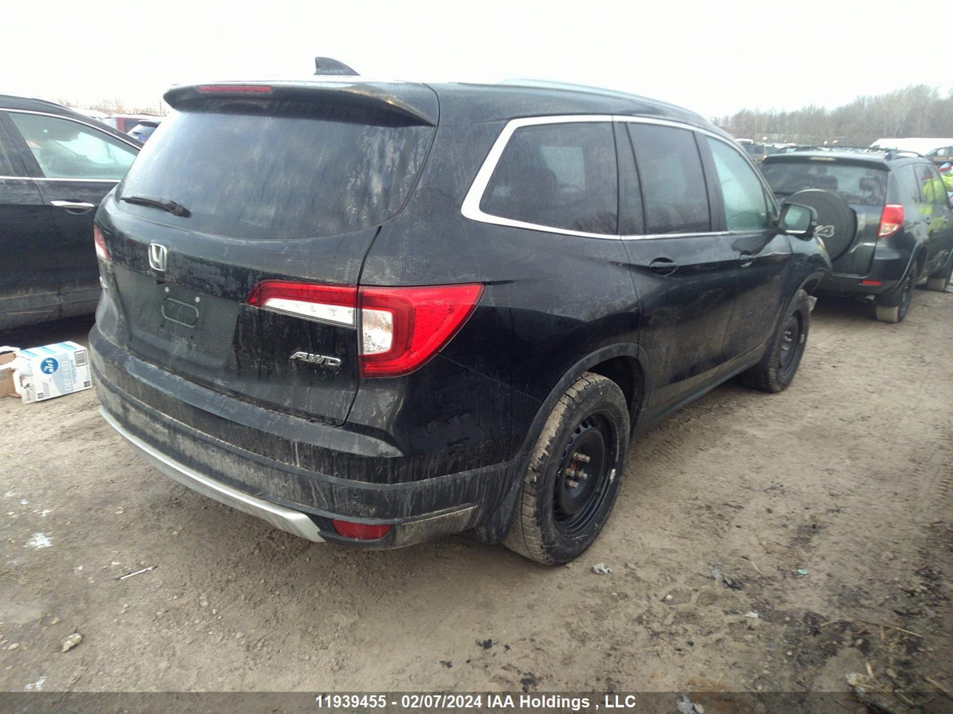 Photo 3 VIN: 5FNYF6H72LB502410 - HONDA PILOT 